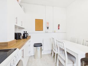 Photo 16- click for photo gallery